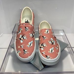 *NWOT* VANS ‘Asher’ Slip-On Casual Skate Shoes